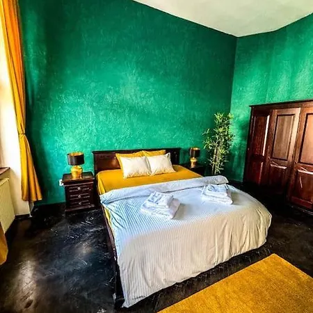 Apartment Cozy & Charming Apt. Downtown Timisoara