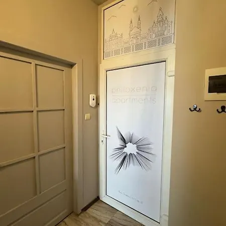 Cozy & Charming Apt. Downtown *