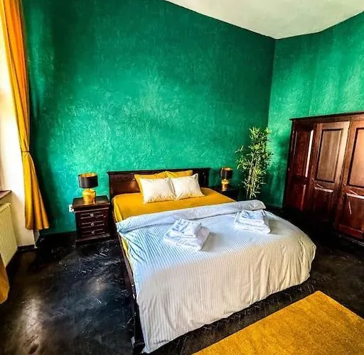 Lägenhet Cozy & Charming Apt. Downtown Timişoara